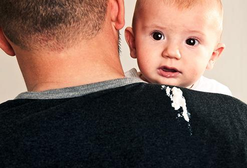zašto se bebe hrane nakon hranjenja