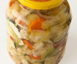 Domaće salate od povrća za zimu: kuhanje recepata
