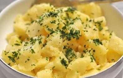 Jeste li zainteresirani za koliko je kalorija u kuhanom krumpira?