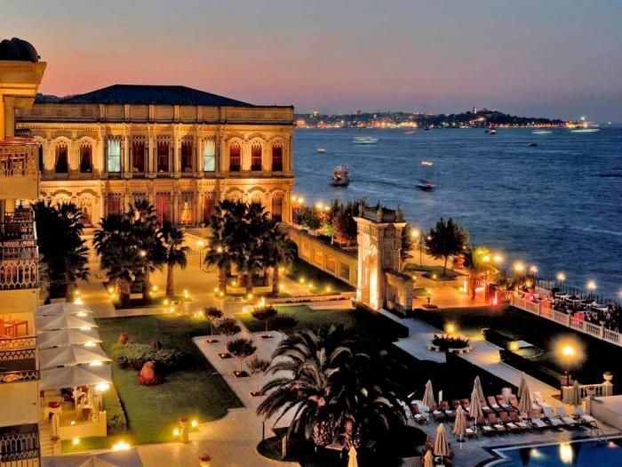 Planiramo odmor s djecom: hoteli u Turskoj s vodenim parkom i lunaparkom
