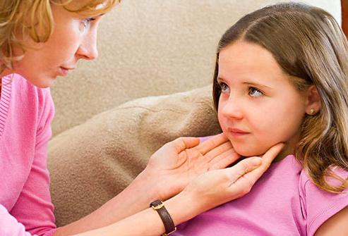 Kako liječiti faringitis kod djeteta?